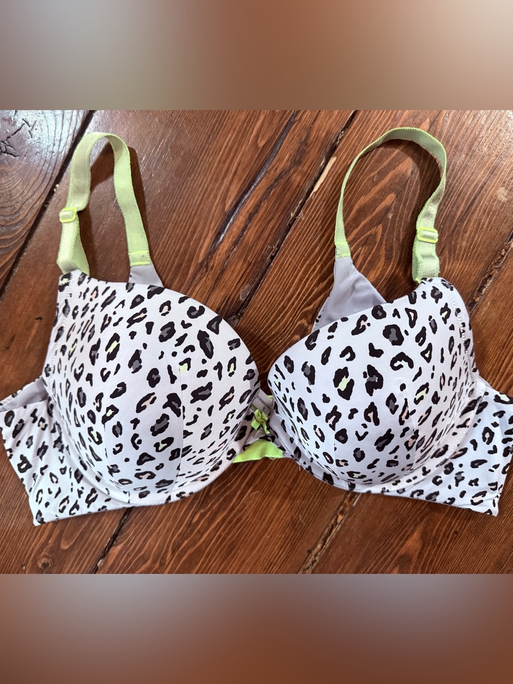 Torrid leopard push up bra size 42C - Picture 2 of 4